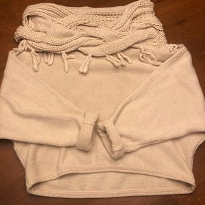 BCBG MAXAZRIA Cream Sweater size Medium